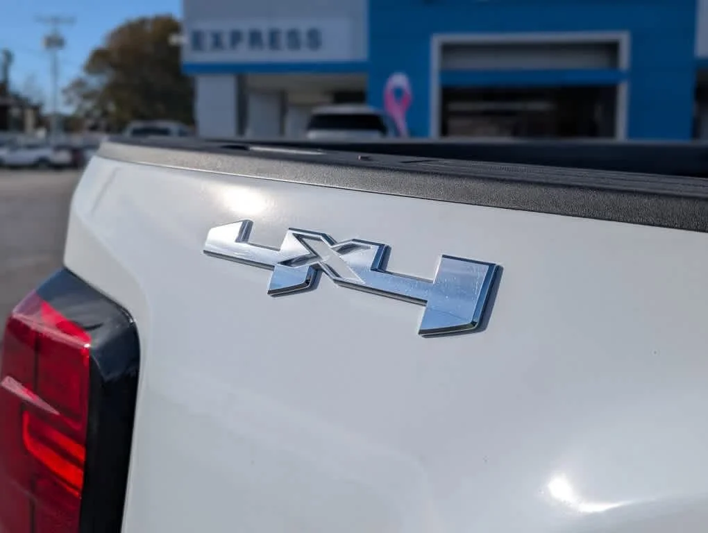 2025 GMC Sierra 2500HD Pro - Photo 14