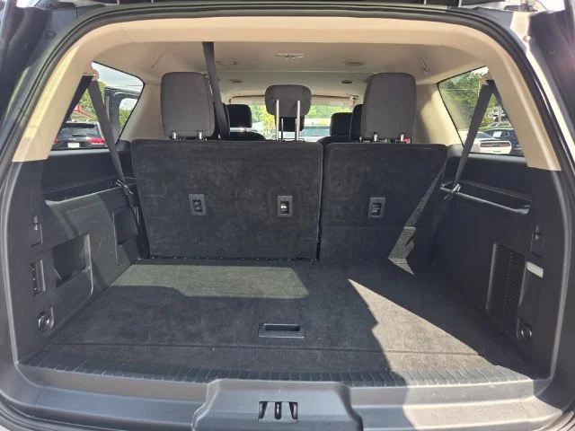 Used 2024 Silver Ford XLT image 33