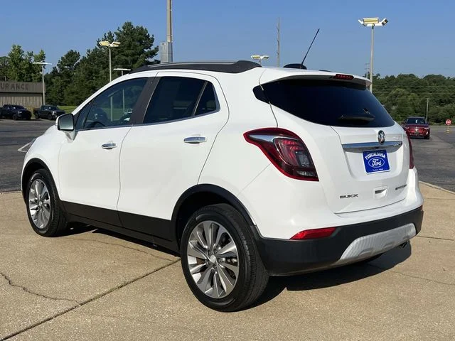 Used 2017 White Buick Preferred image 5