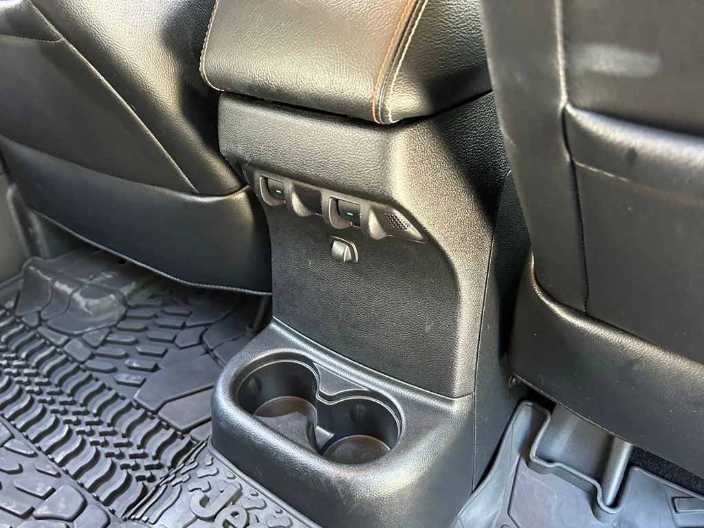 Certified Used 2017 Black Jeep Unlimited Sahara image 49