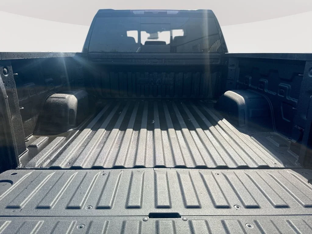 New 2026 Onyx Black GMC Elevation image 27