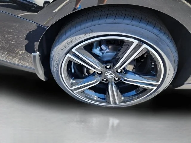 New 2026 Crystal Black Pearl Honda SE image 9