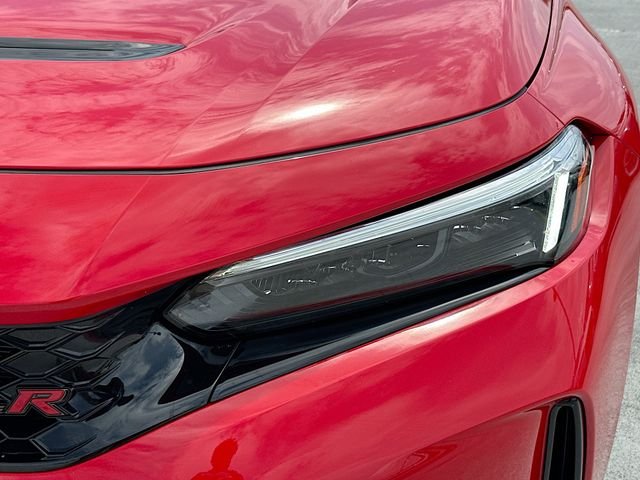 Used 2025 Red Honda  image 29