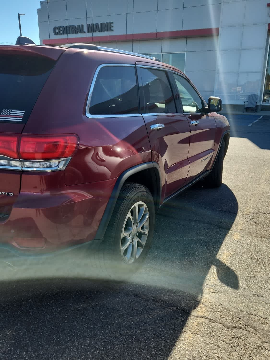 Used 2014 Deep Cherry Red Crystal Pearlcoat Jeep Limited image 3