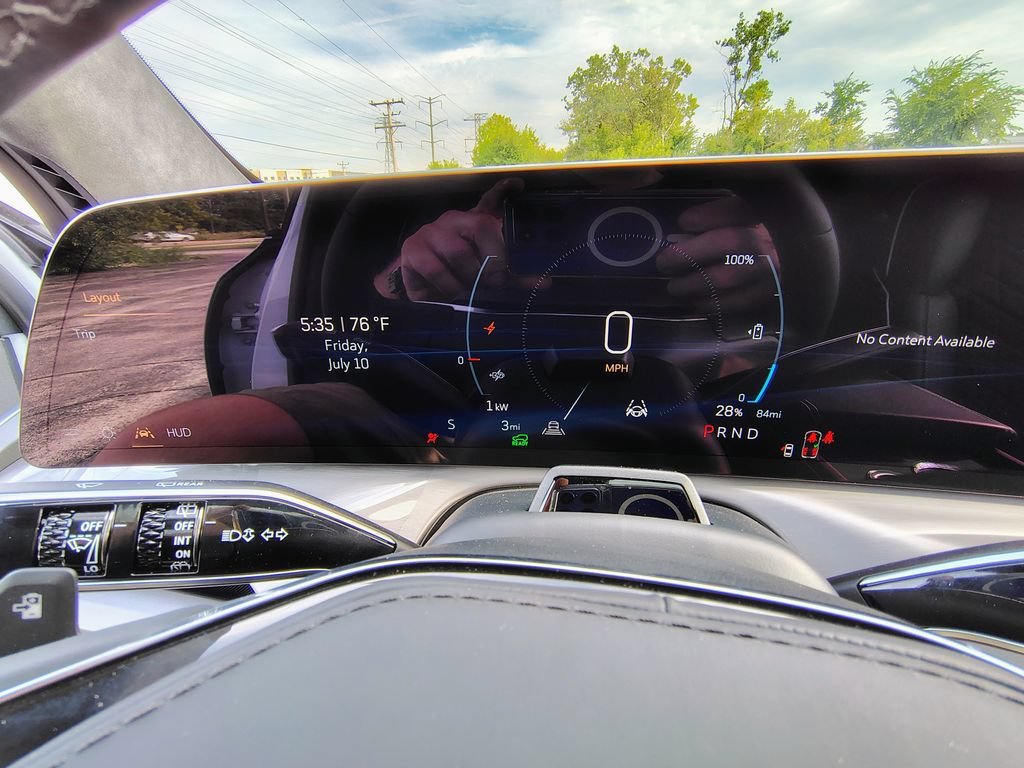 2027 Cadillac VISTIQ Premium Luxury - Photo 26
