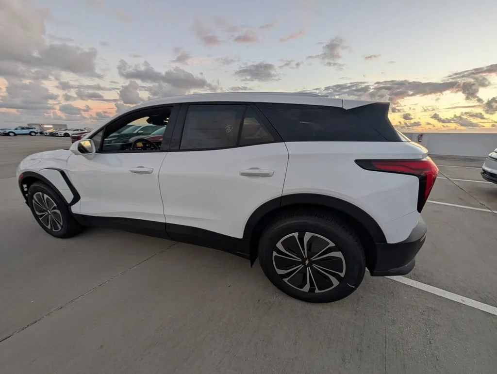 2026 Chevrolet Blazer EV LT - Photo 9