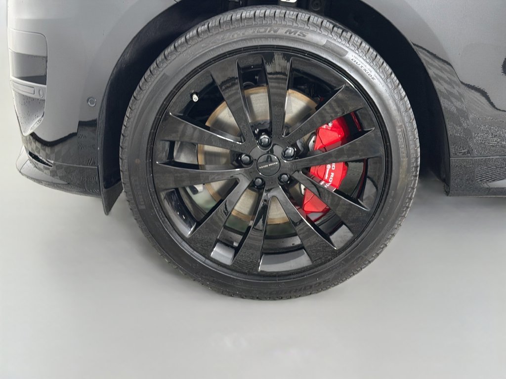 Used 2026 Black Land Rover Autobiography image 32