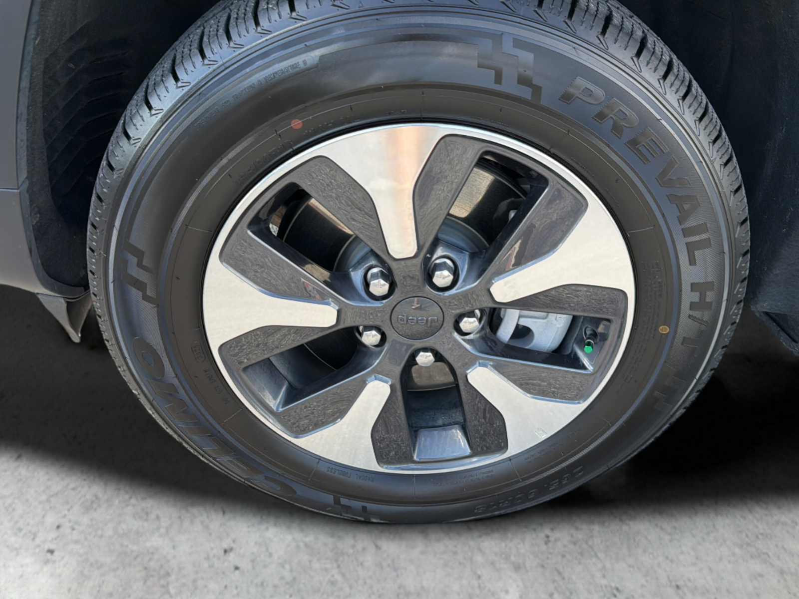 Used 2024 Gray Jeep 4xe image 39