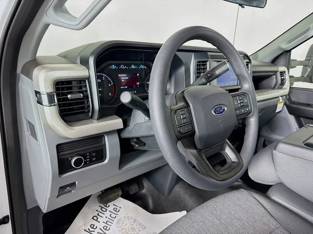 New 2025 White Ford XL image 9