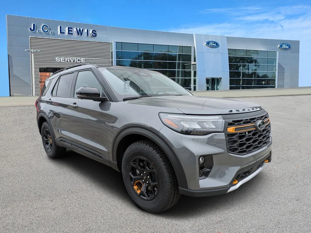 2026 Ford Explorer Tremor 4WD's photo