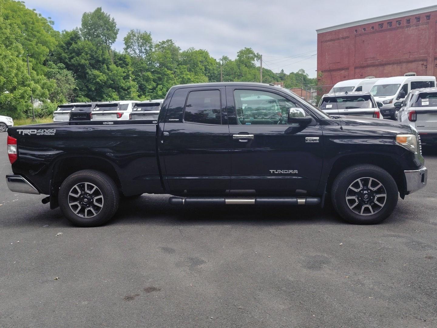Used 2015 Attitude Black Metallic Toyota LTD image 9