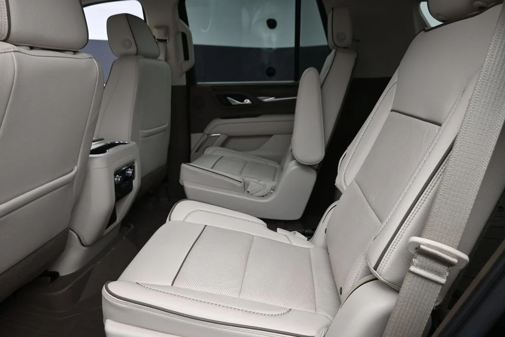 Used 2021 Black GMC Denali image 14