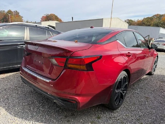 Used 2023 Red Nissan 2.5 SR image 14