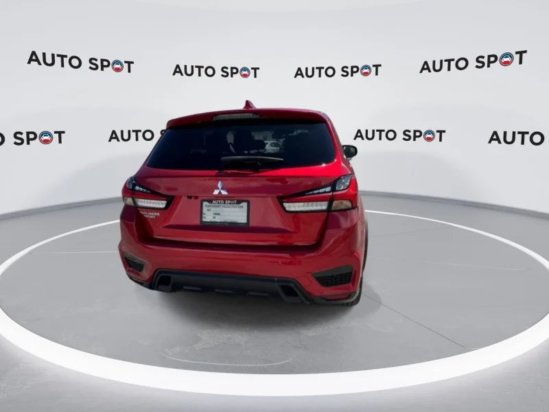 Used 2022 Red Diamond Mitsubishi SE image 2