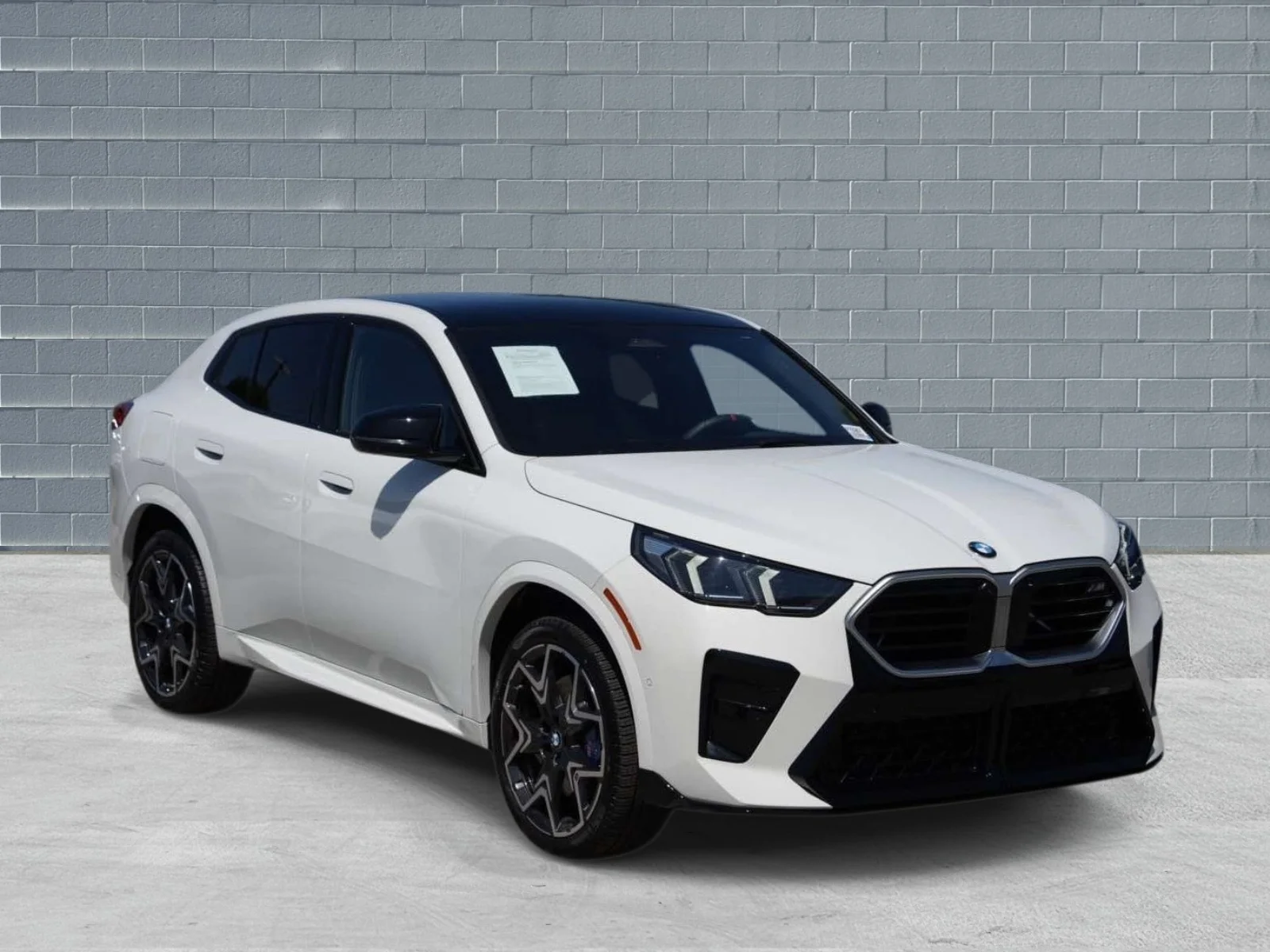 2025 BMW X2 M35i's photo