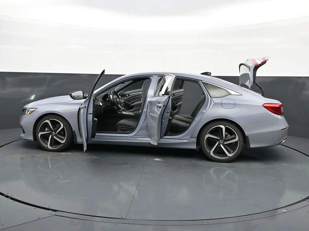 Used 2022 Sonic Gray Pearl Honda Sport image 44