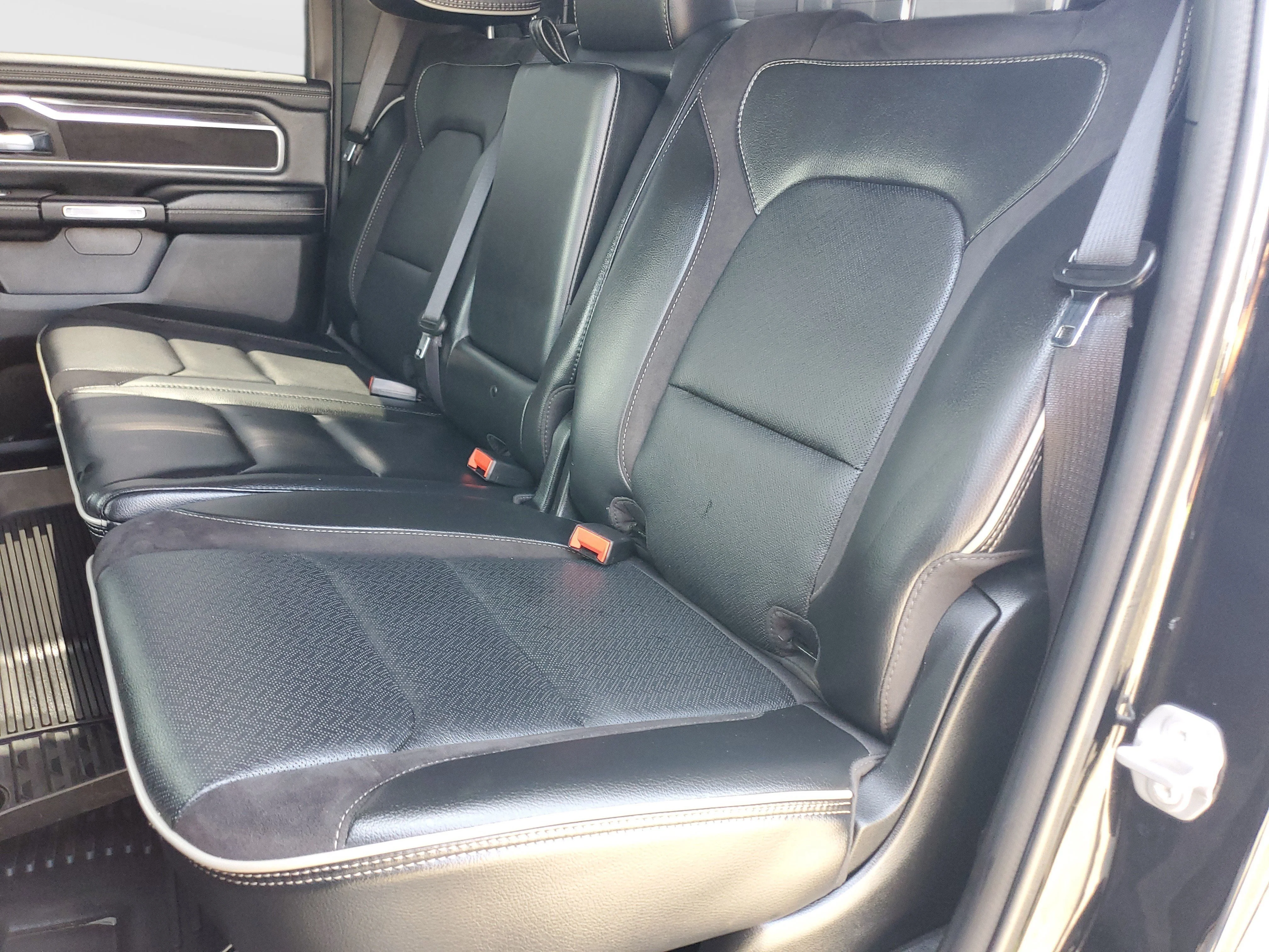 Certified Used 2023 Black Ram Laramie image 15