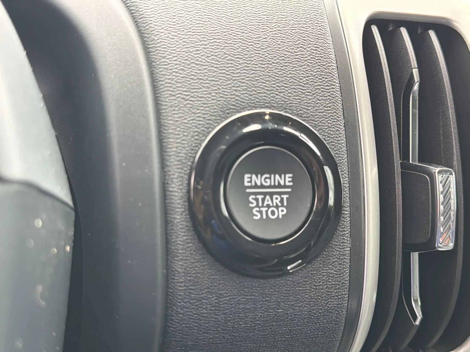 New 2026 Agate Black Metallic Ford MAX Active image 7