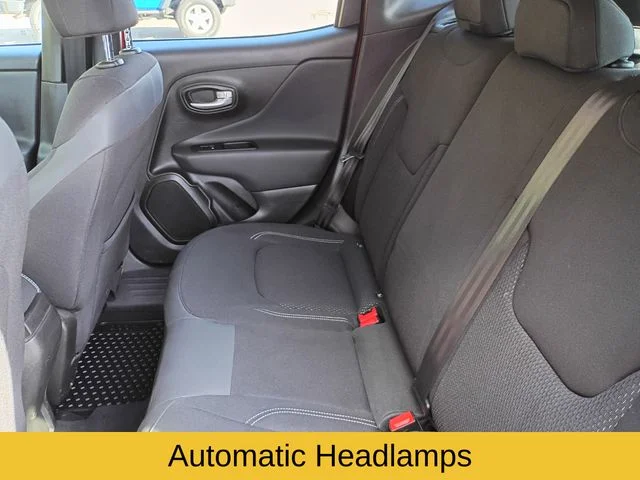 Used 2023 Red Jeep Latitude image 18