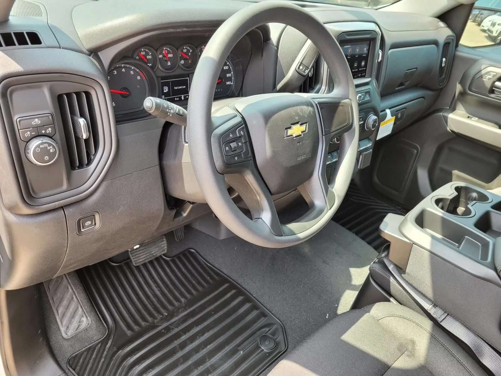 2026 Chevrolet Silverado 1500 Custom - Photo 15