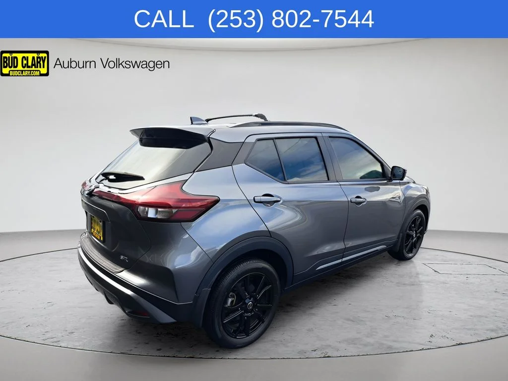 Used 2021 Gray Nissan SR image 7