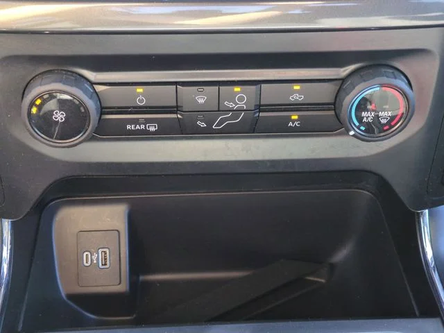 Used 2023 White Ford XL image 24