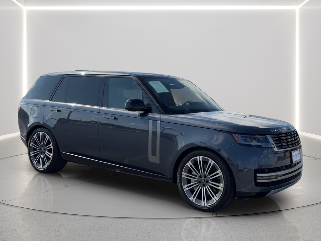 Used 2024 Blue Land Rover SE image 3