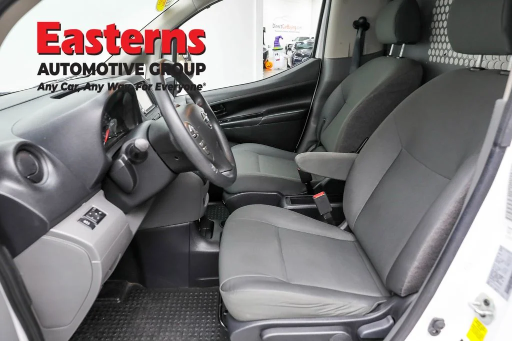 Used 2021 White Nissan SV image 14