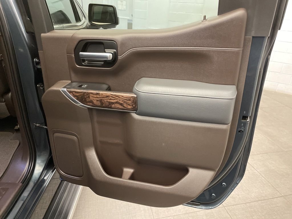 Used 2021 Blue GMC Denali image 27