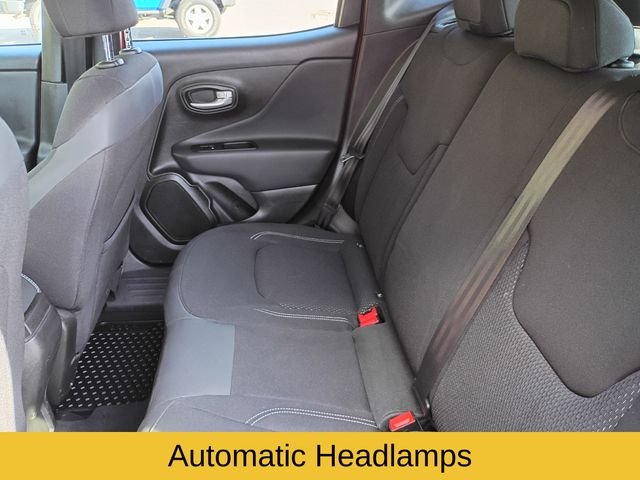 Used 2023 Red Jeep Latitude image 18