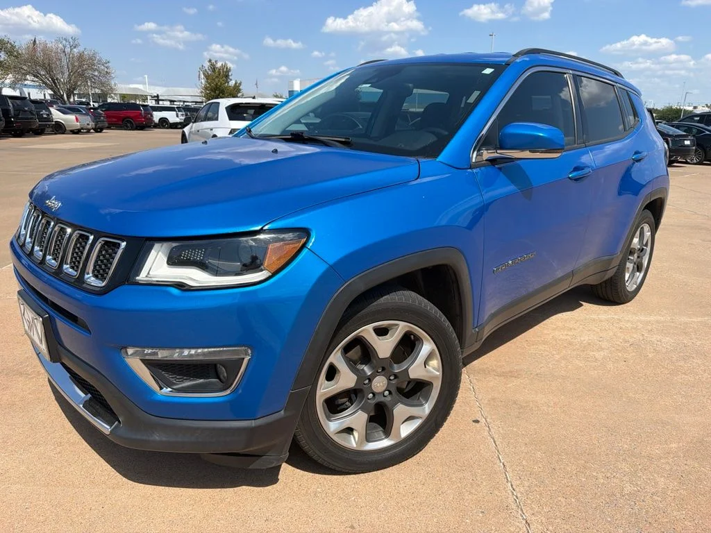 Used 2018 Blue Jeep Limited image 1