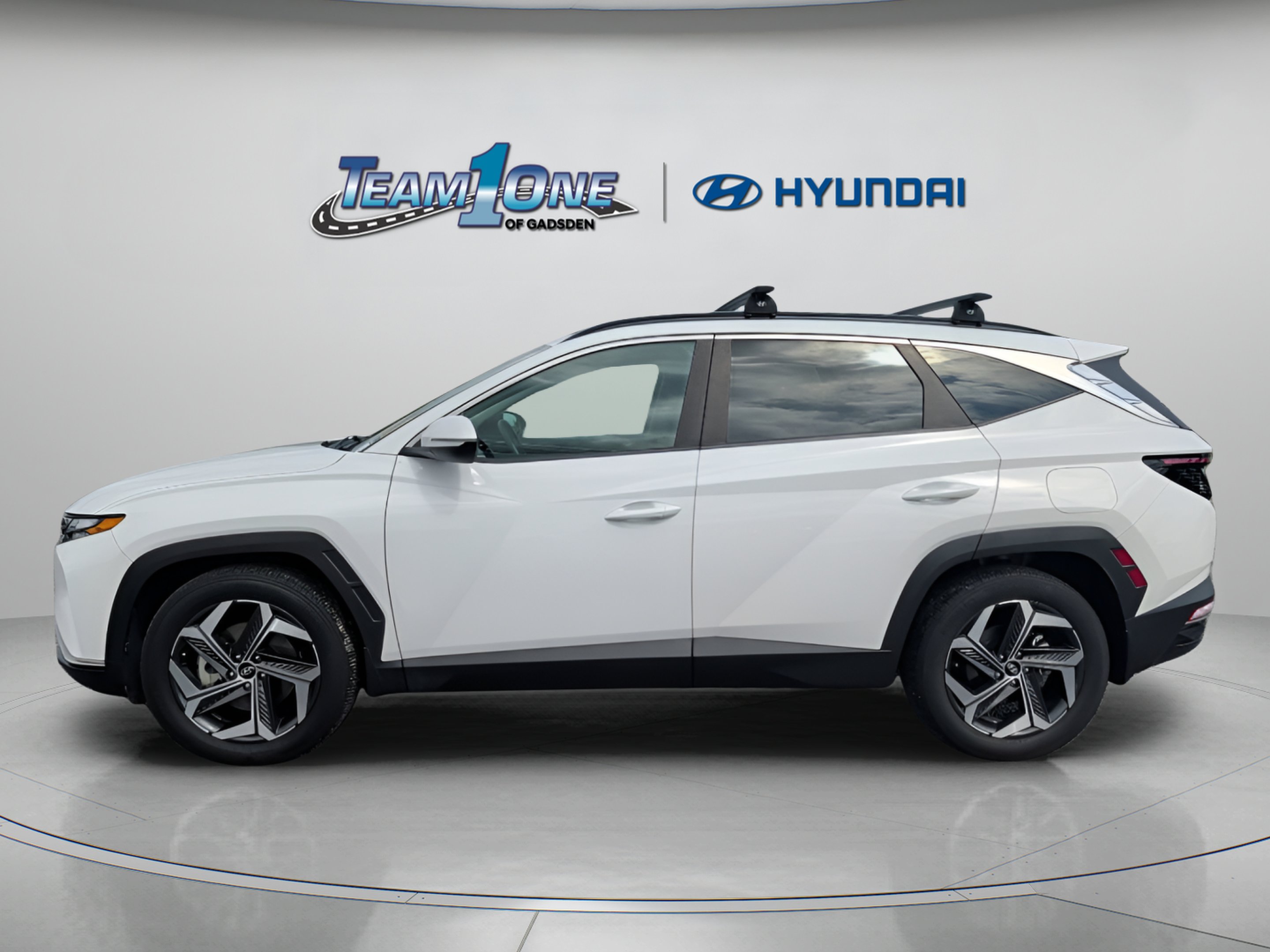 Used 2023 Serenity White Pearl Hyundai SEL image 5