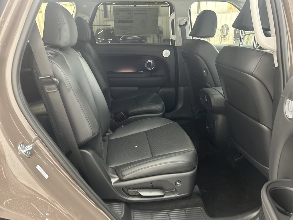 New 2026 Pearl Hyundai Limited AWD image 17