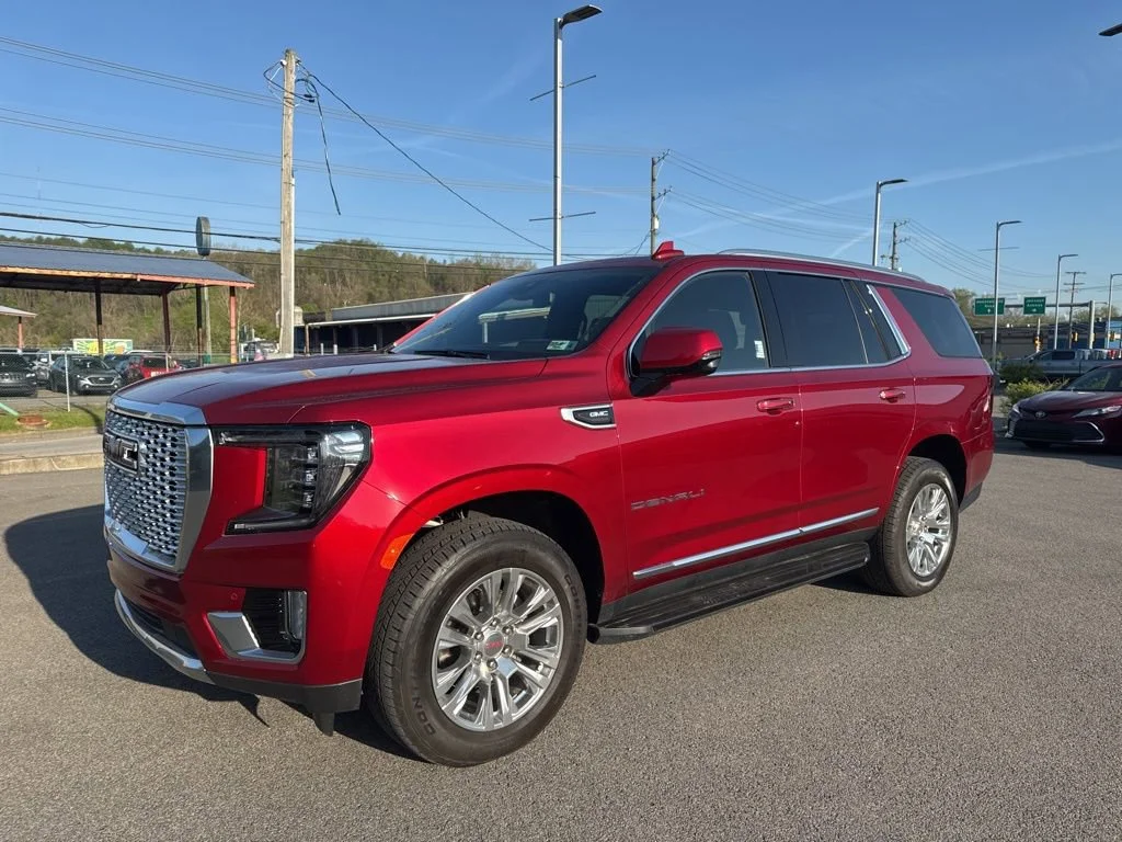 2024 GMC Yukon 4WD Denali's photo