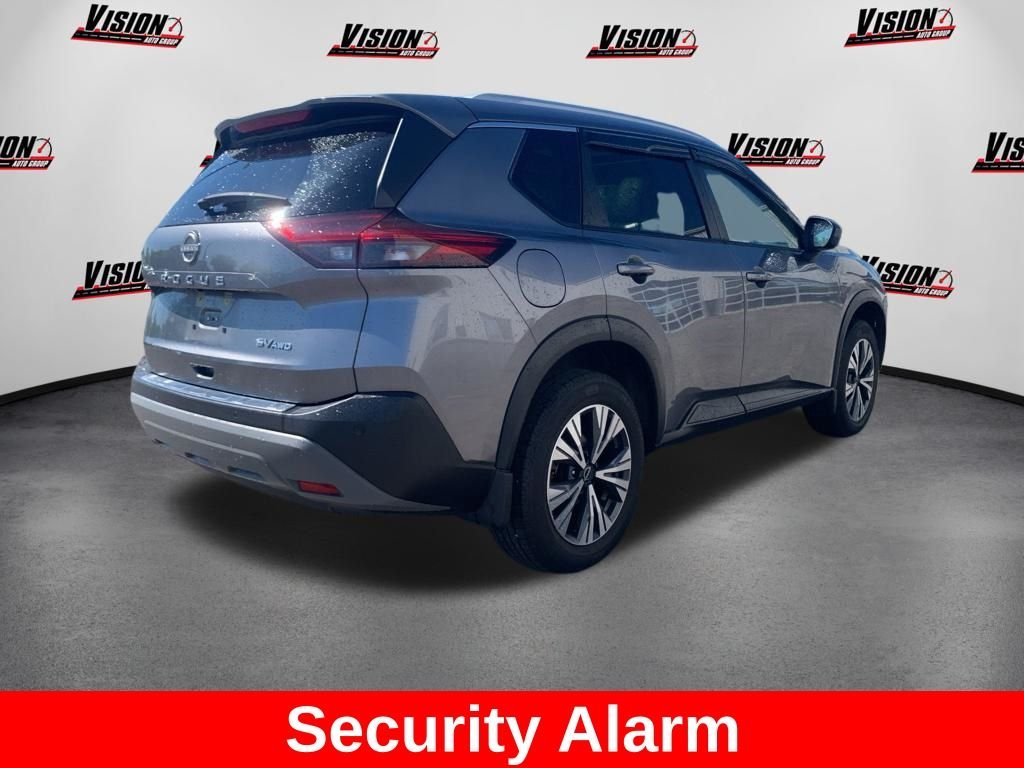 Used 2023 Gray Nissan SV image 7