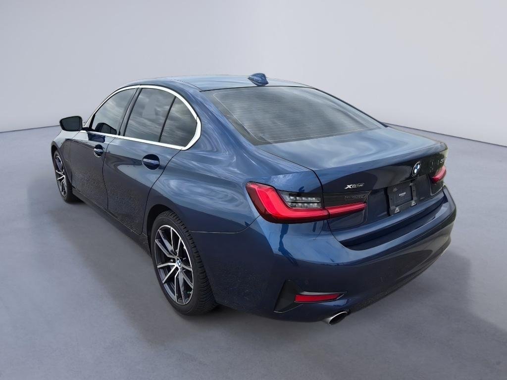 Used 2021 Phytonic Blue Metallic BMW 330e xDrive image 3