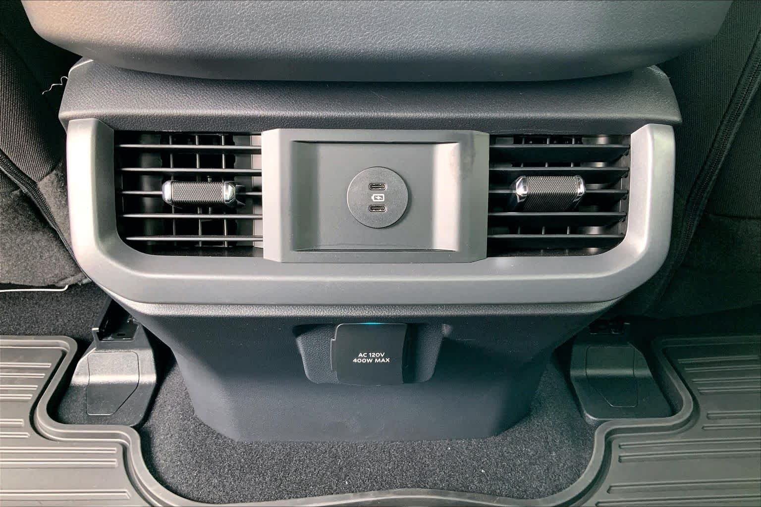 New 2026 Agate Black Metallic Ford XLT image 20