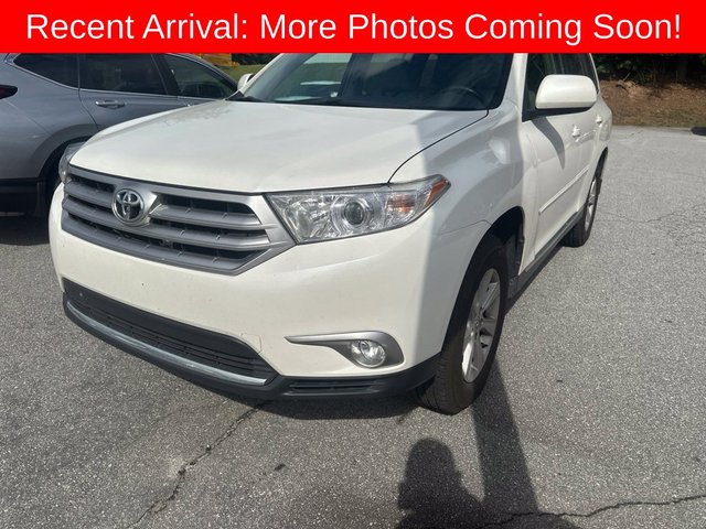 2013 Toyota Highlander SE