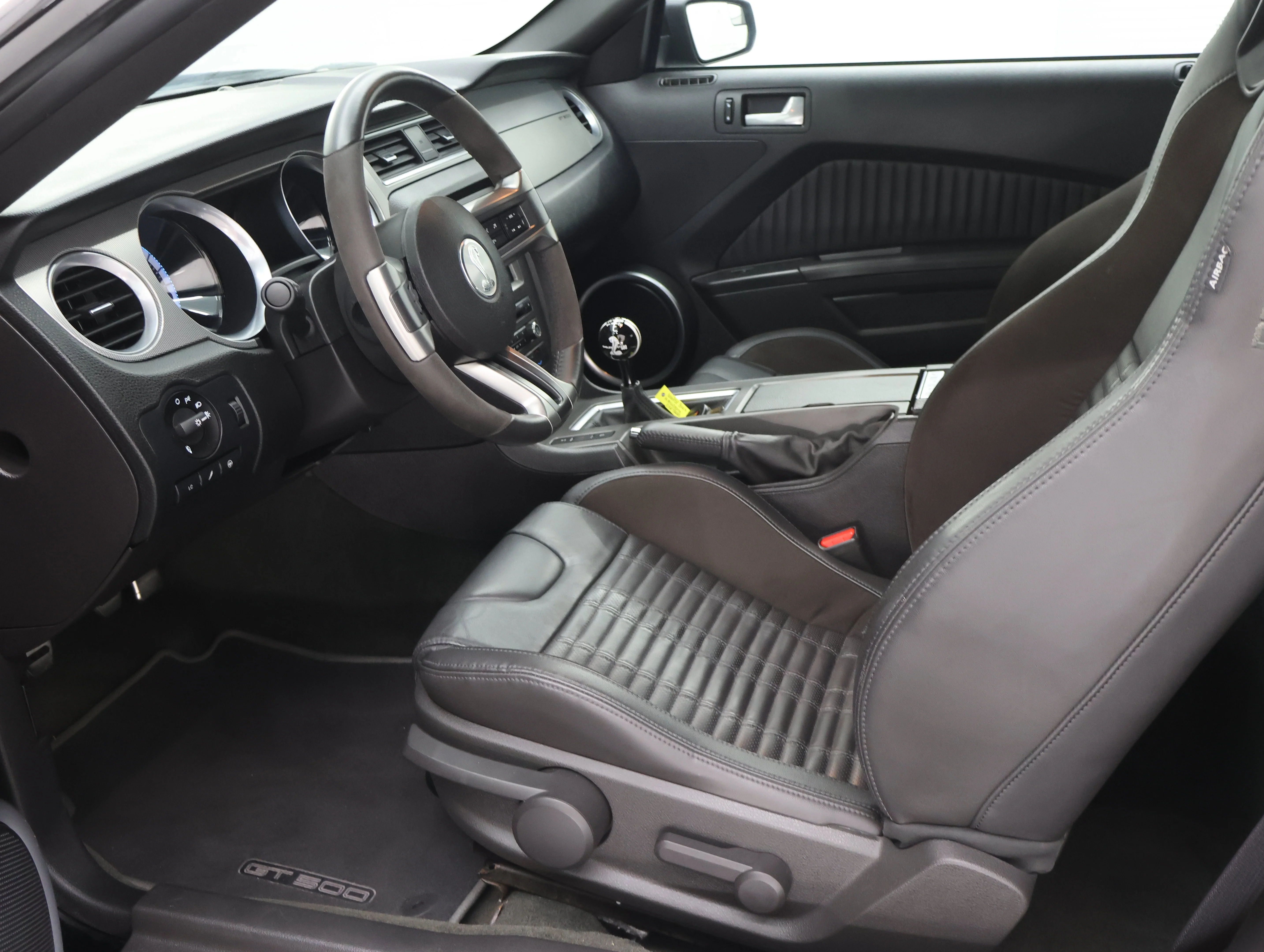 Used 2014 Black Ford Shelby GT500 image 7