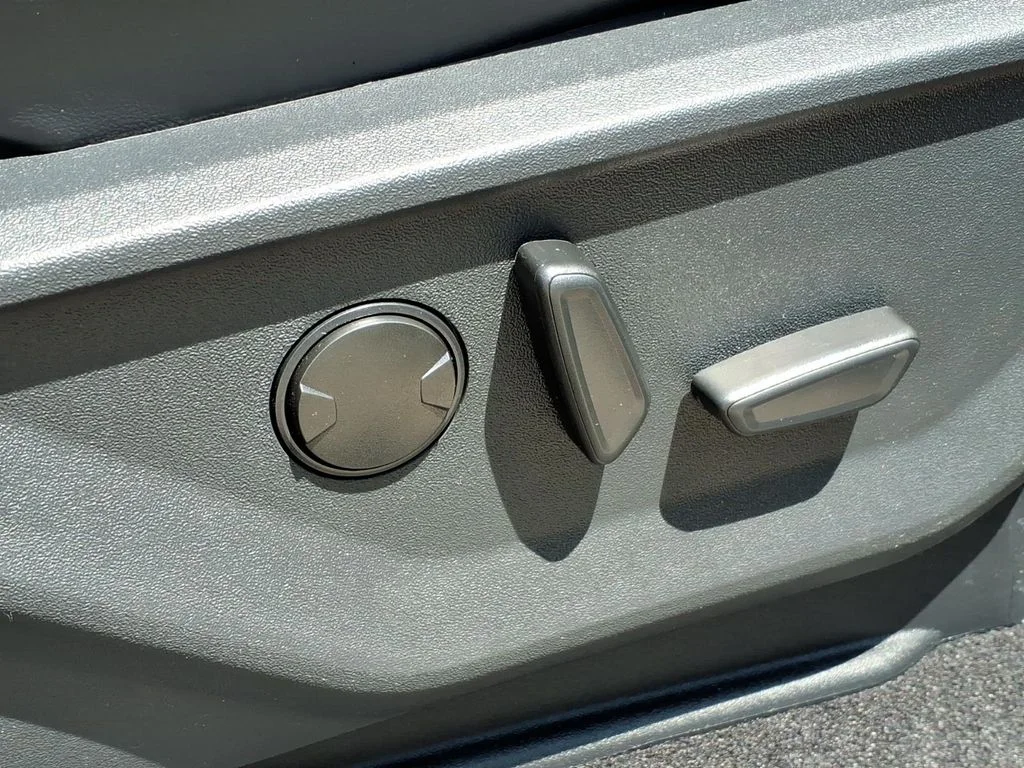 New 2026 Marsh Gray Ford Tremor image 12