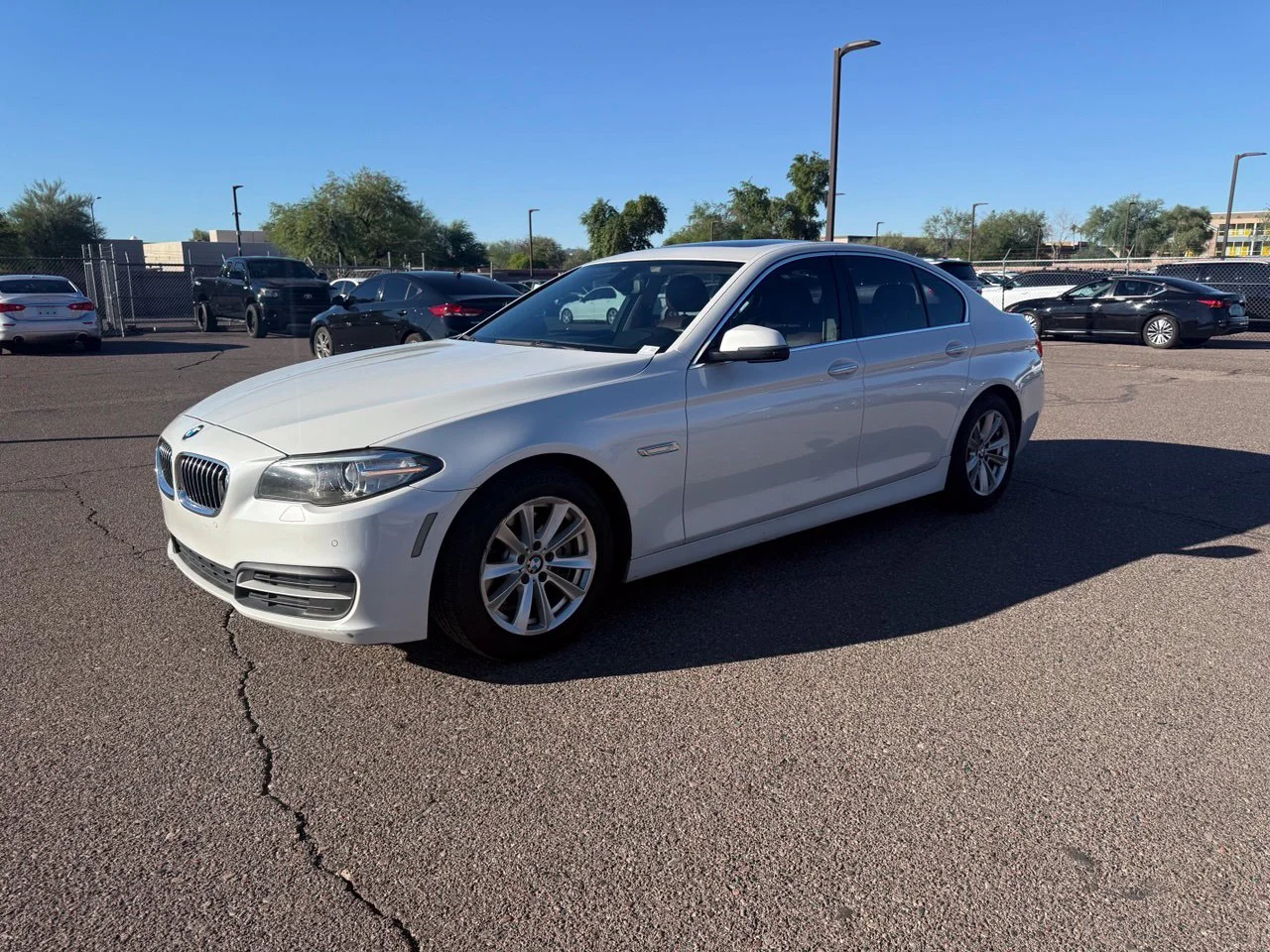 Used 2014 White BMW 528i image 1