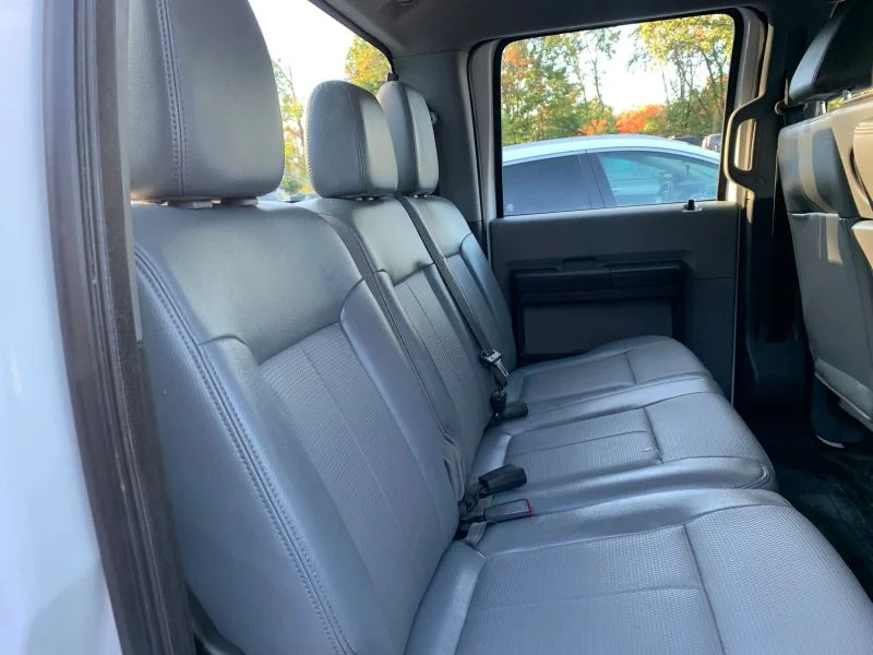 Used 2014 White Ford XL Pickup 4D 8 ft image 35