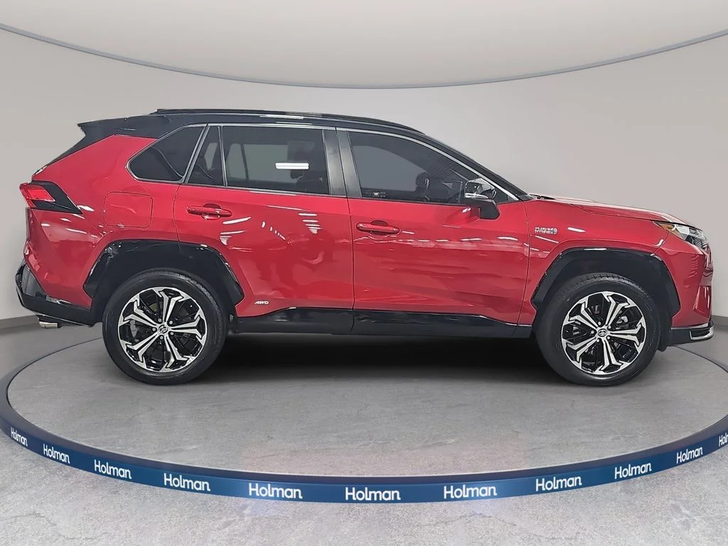 Used 2022 Red Toyota XSE image 5