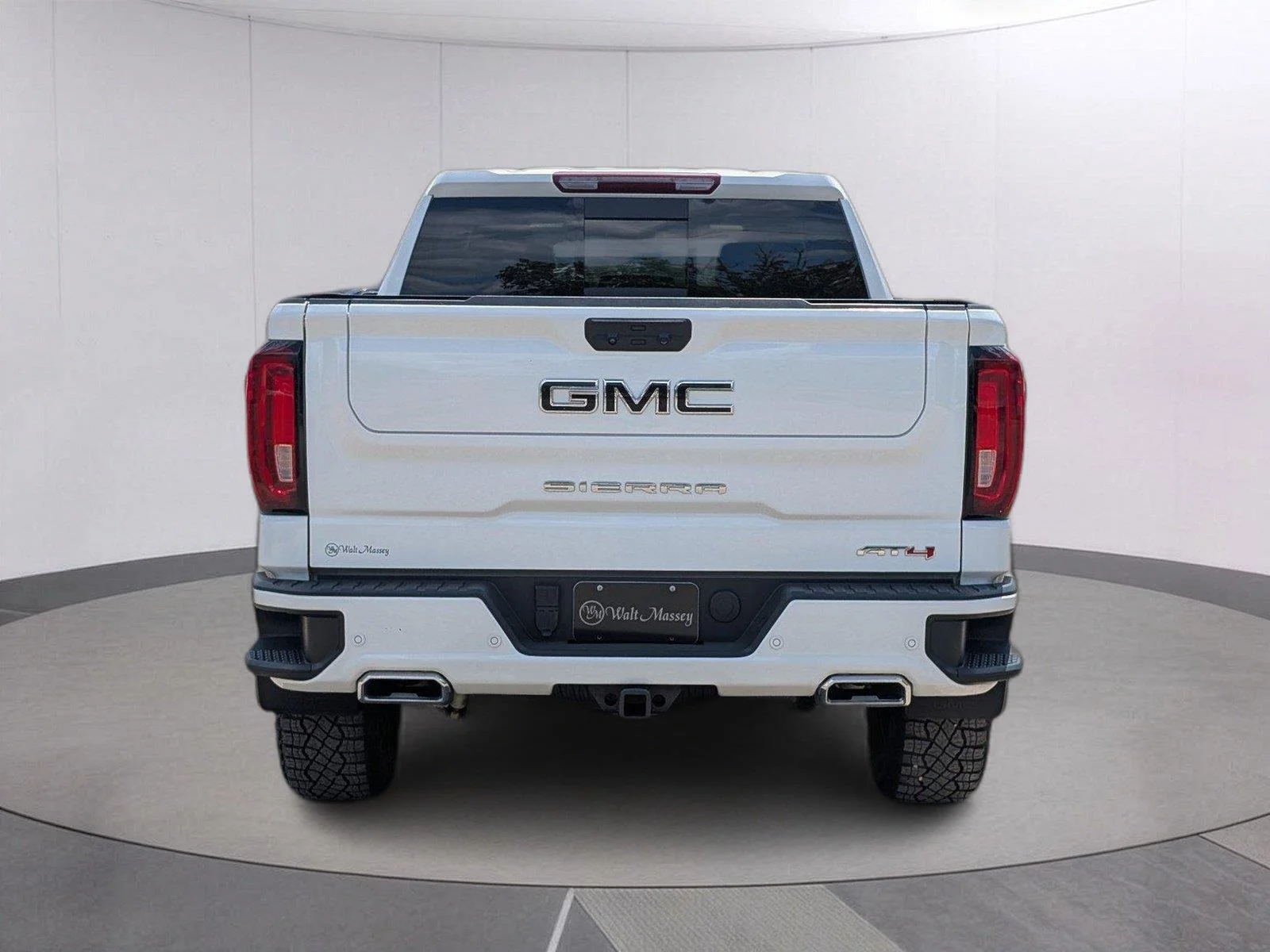 Used 2024 Summit White GMC AT4 image 4