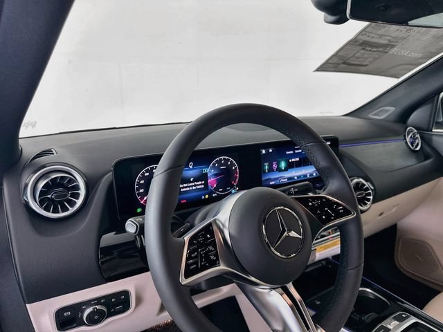 New 2026 Cirrus Silver Metallic Mercedes-Benz GLA 250 image 39