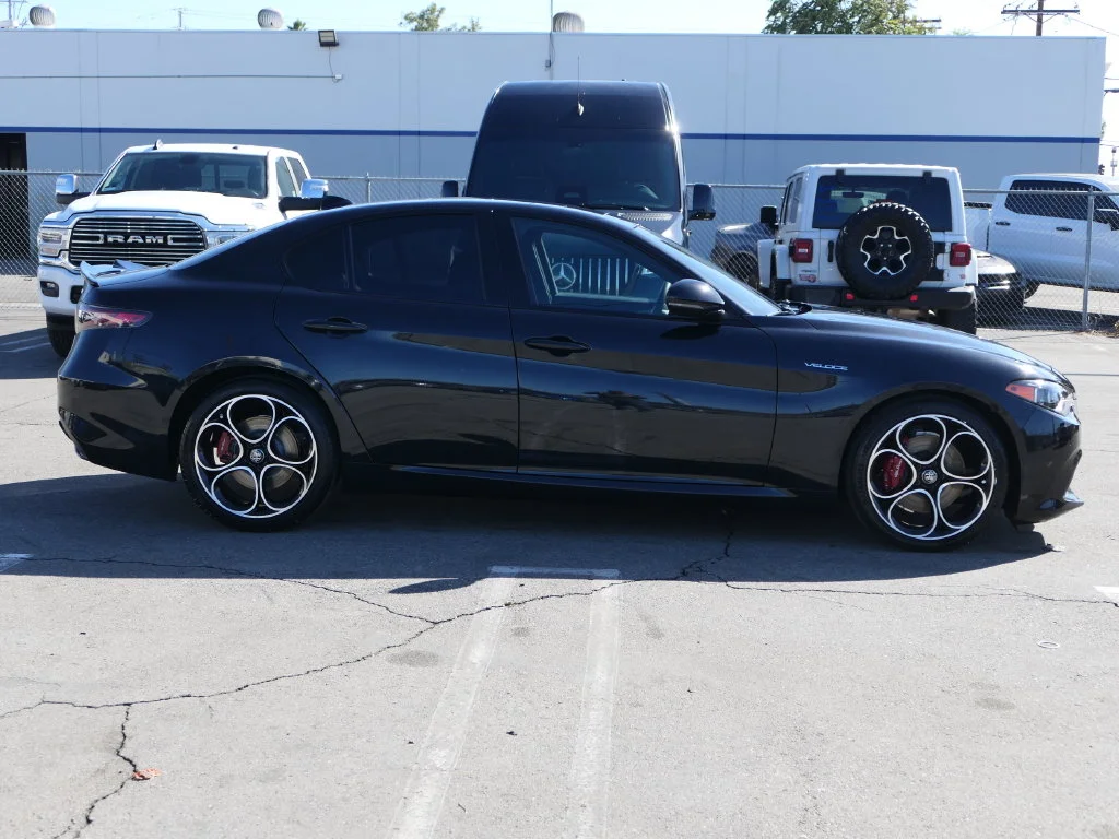 Used 2024 Vulcano Black Metallic Alfa Romeo Veloce image 2