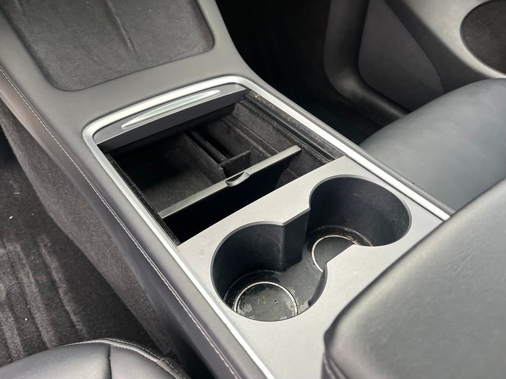 Used 2022 Black Tesla Performance image 34