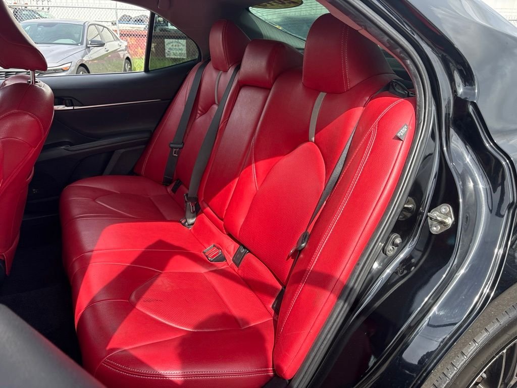 Used 2019 Black Toyota SE image 11