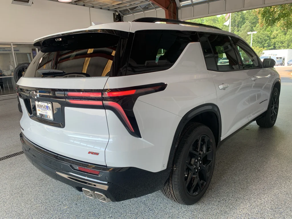 2026 Chevrolet Traverse RS - Photo 11