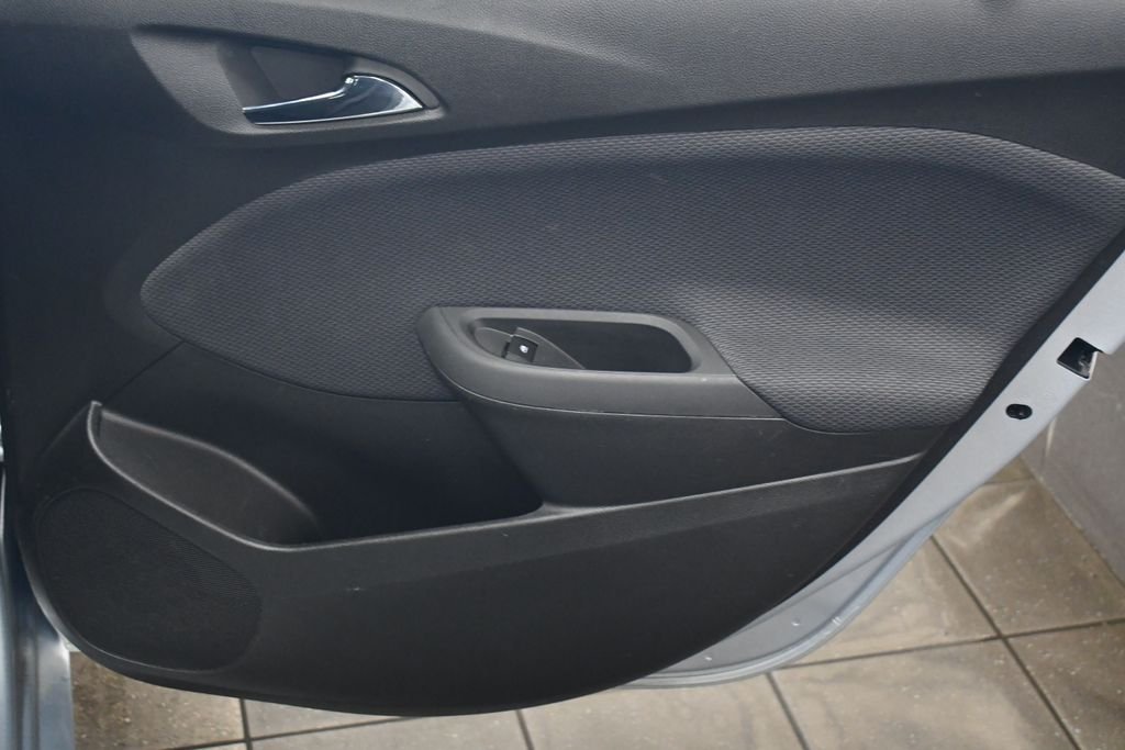 Used 2017 Arctic Blue Chevrolet LT image 29